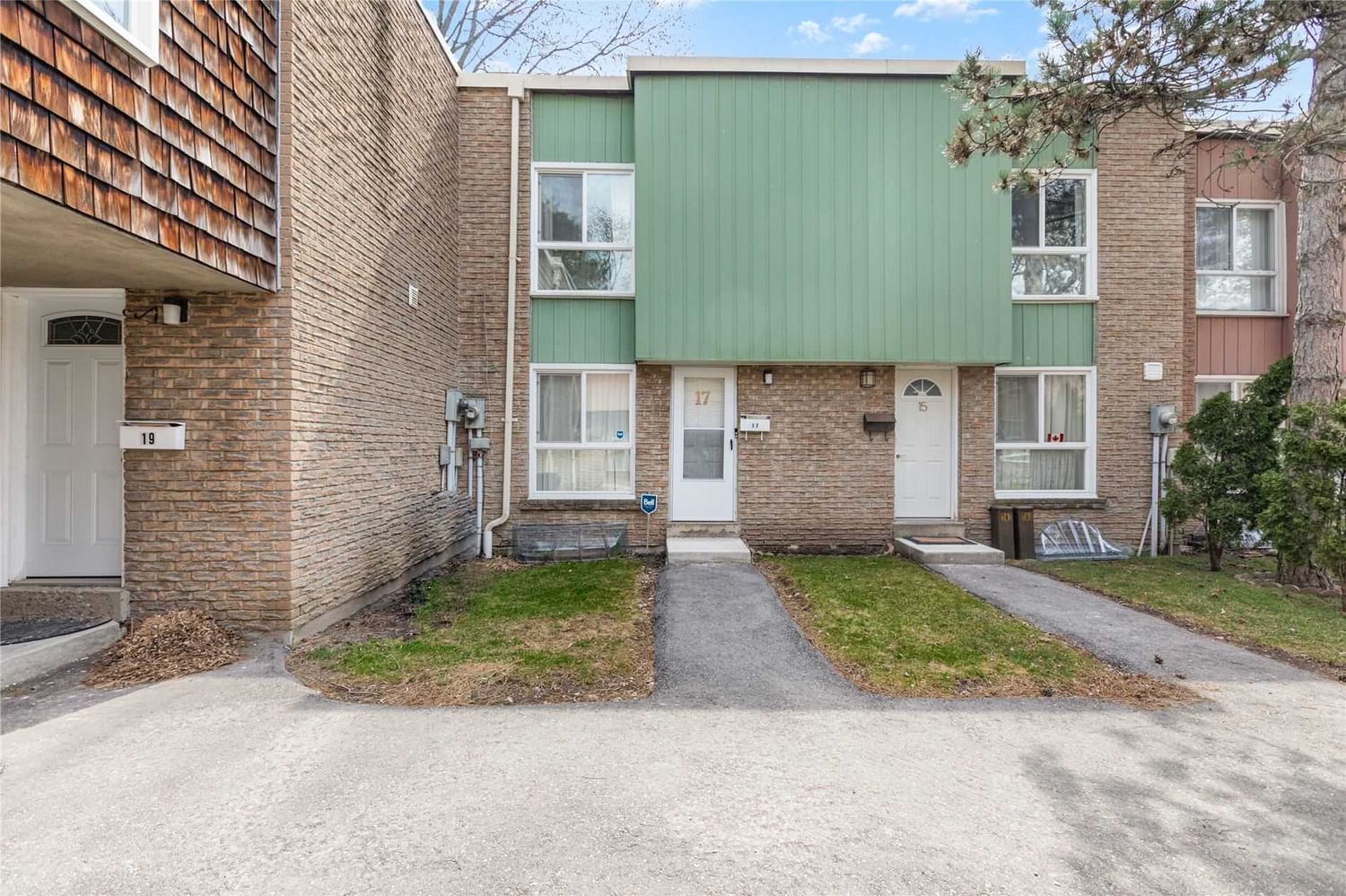 Listing Image 3