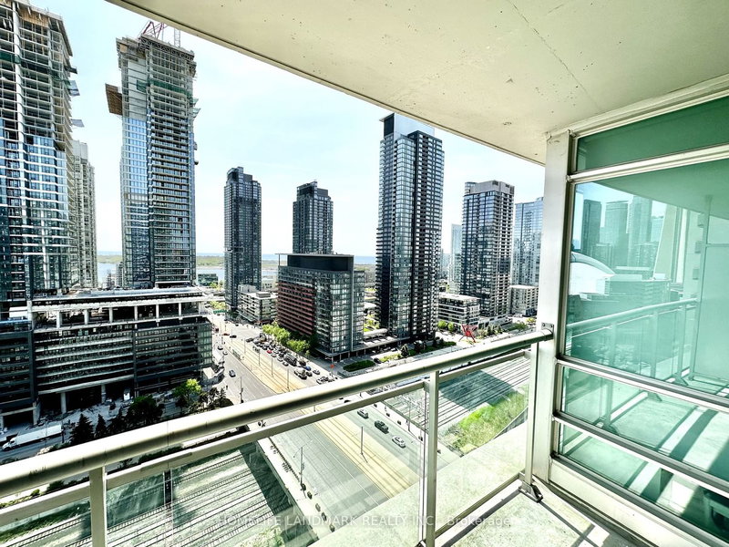 2612 - 397 Front St W, Toronto, M5V 3S1 | Image 2