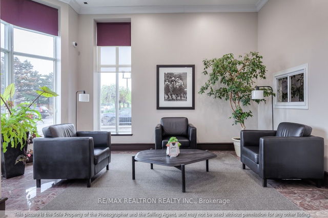 1405 - 21 Overlea Boulevard