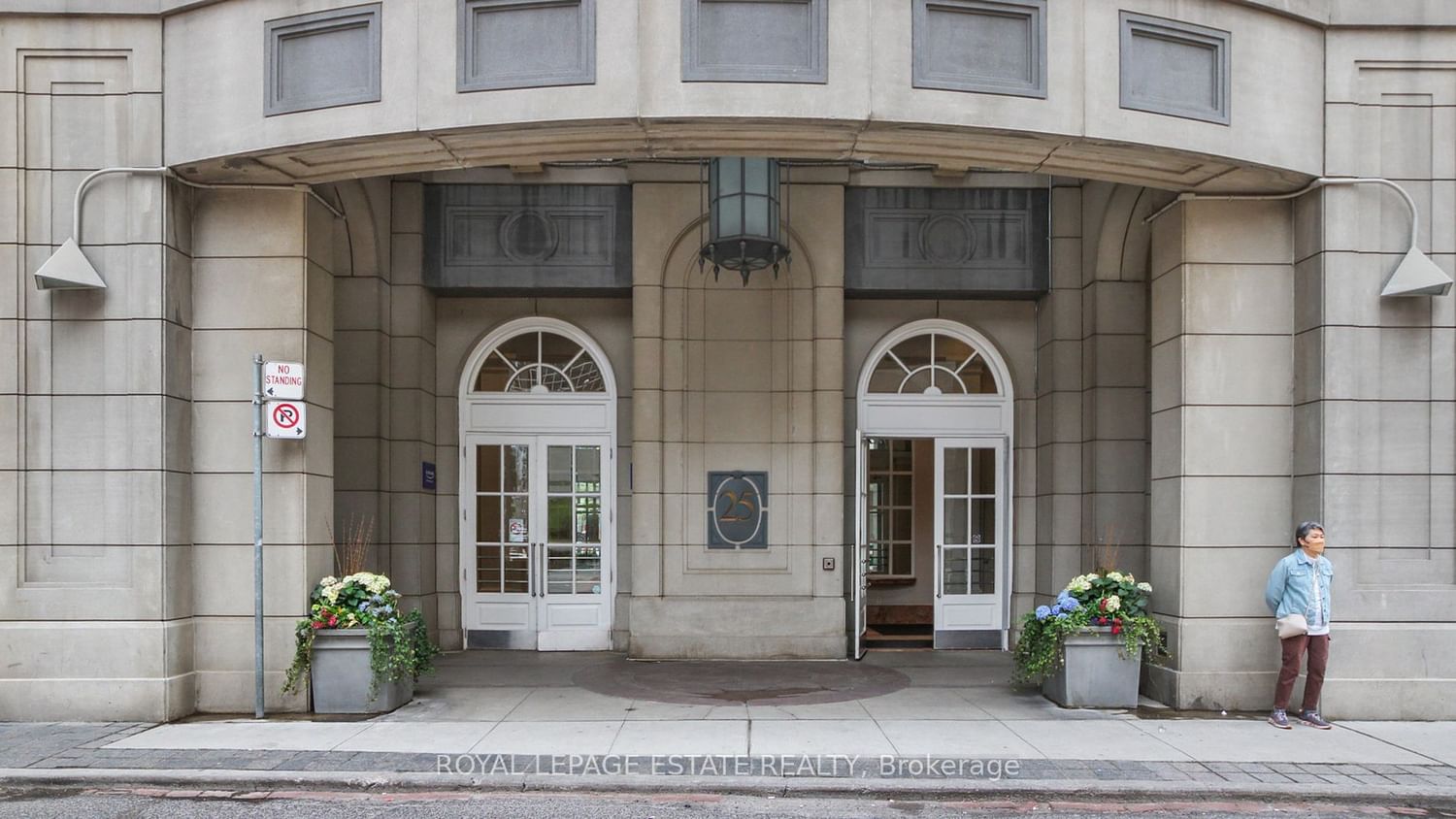 Listing Image 16