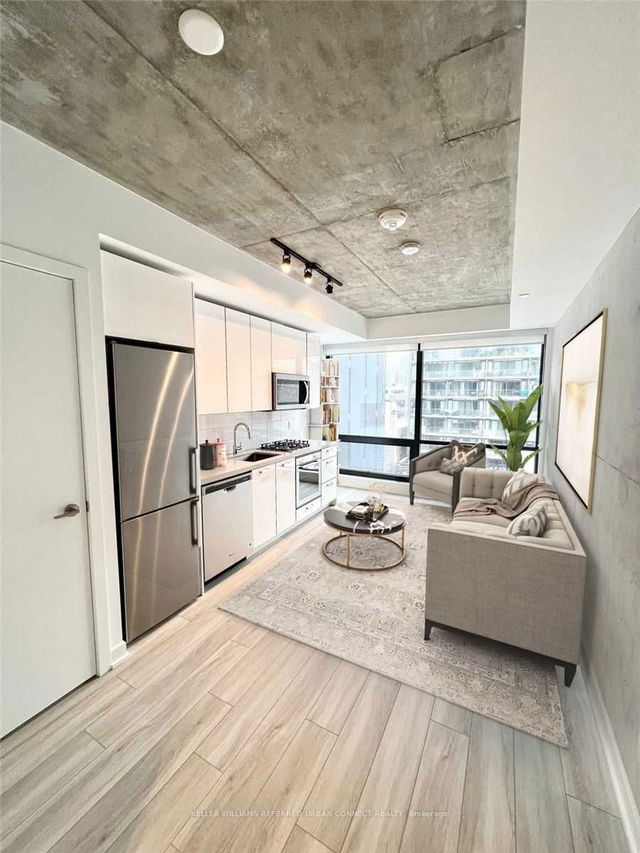 506 - 458 Richmond Street