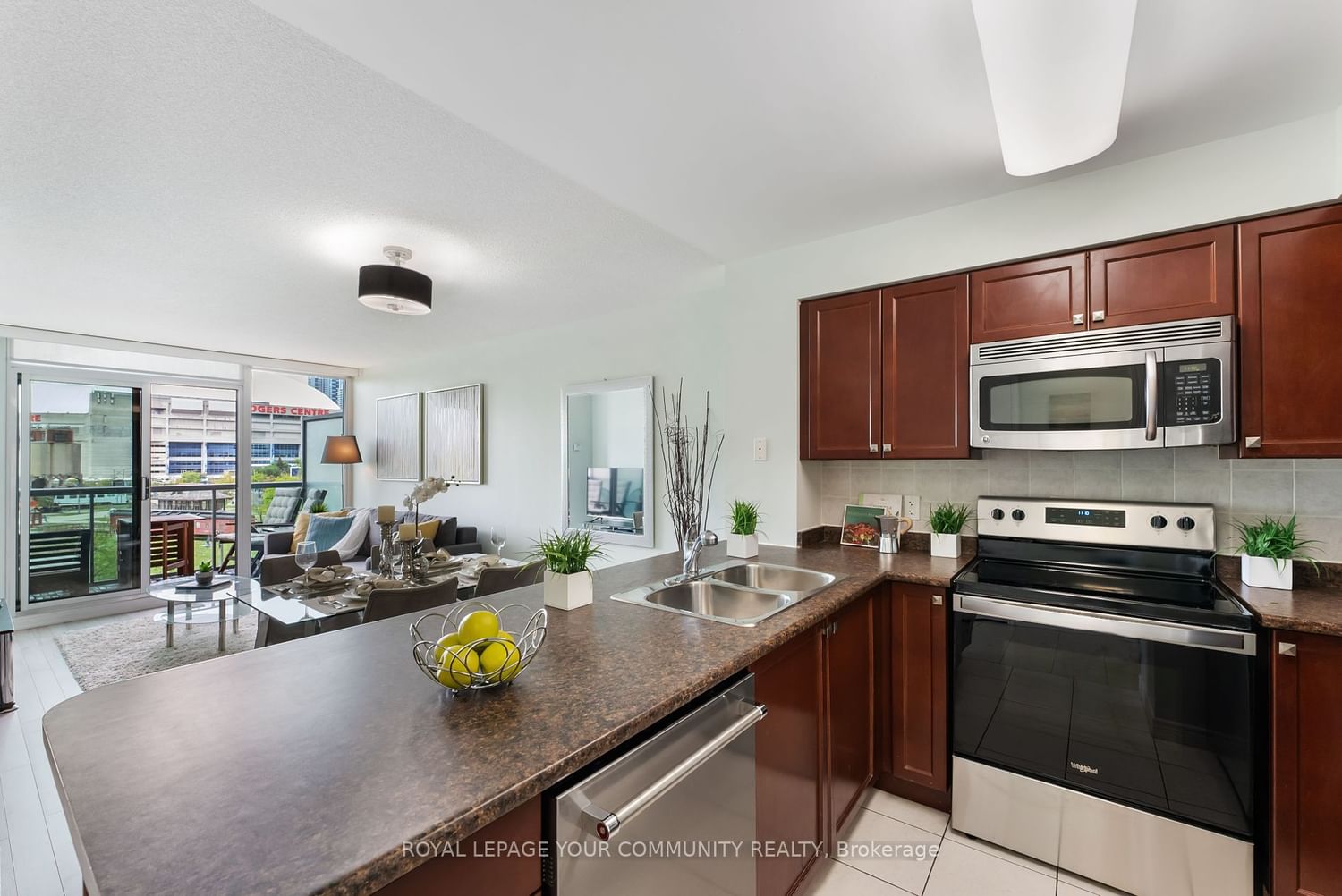 Listing Image 7