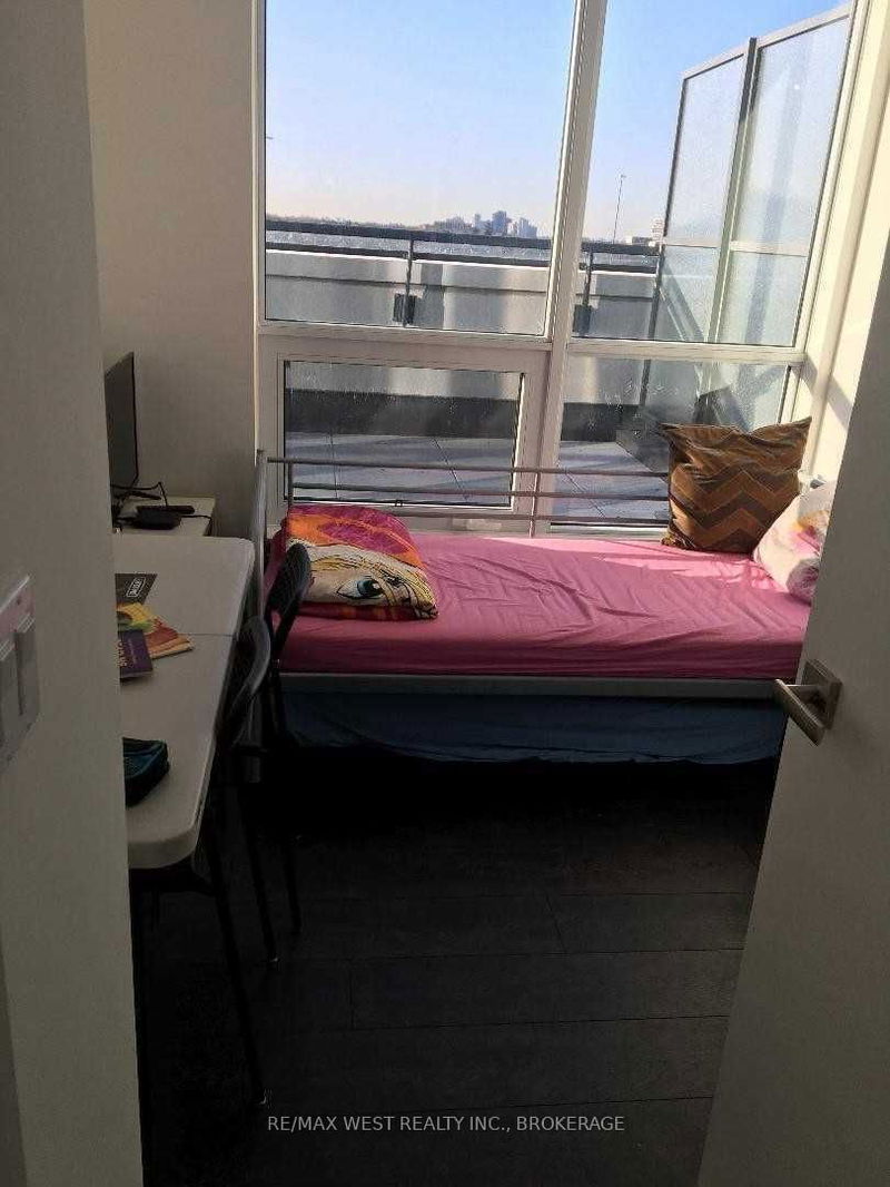 Room1