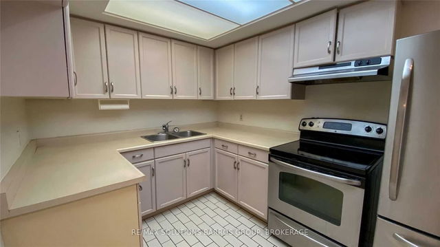 305 - 205 Wynford Drive
