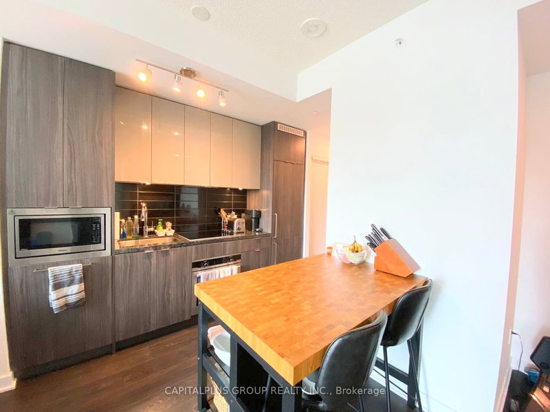 1901 - 125 Blue Jays Way, Toronto, M5V 0N5 | Image 2