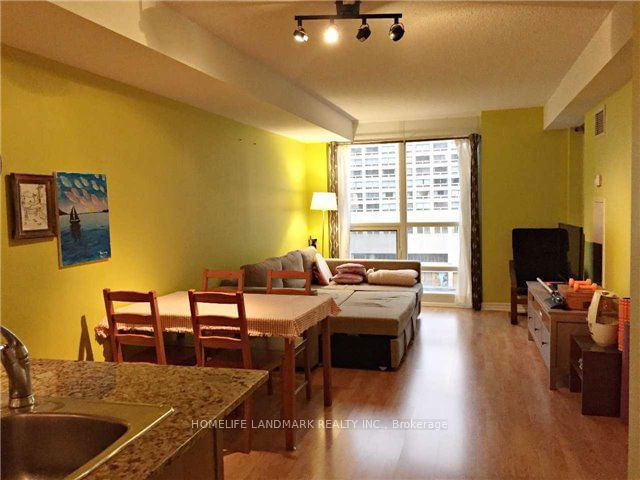 504 - 761 Bay Street