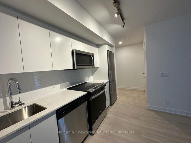 731 - 30 Tretti Way