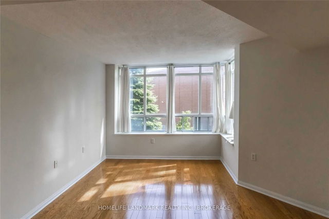 231 - 650 Lawrence West Avenue