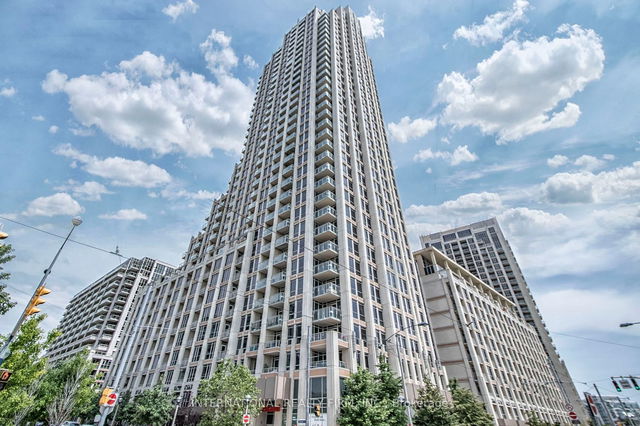 1103 - 628 Fleet Street