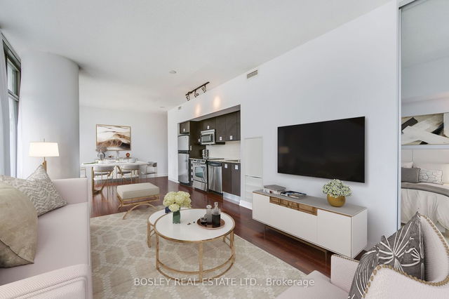 1203 - 33 Charles Street