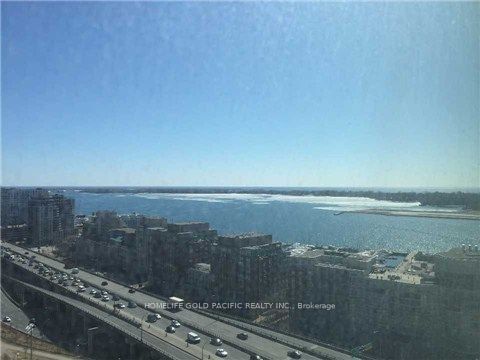 212 - 75 Queens Wharf Road