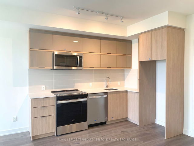1109 - 10 Deerlick Court