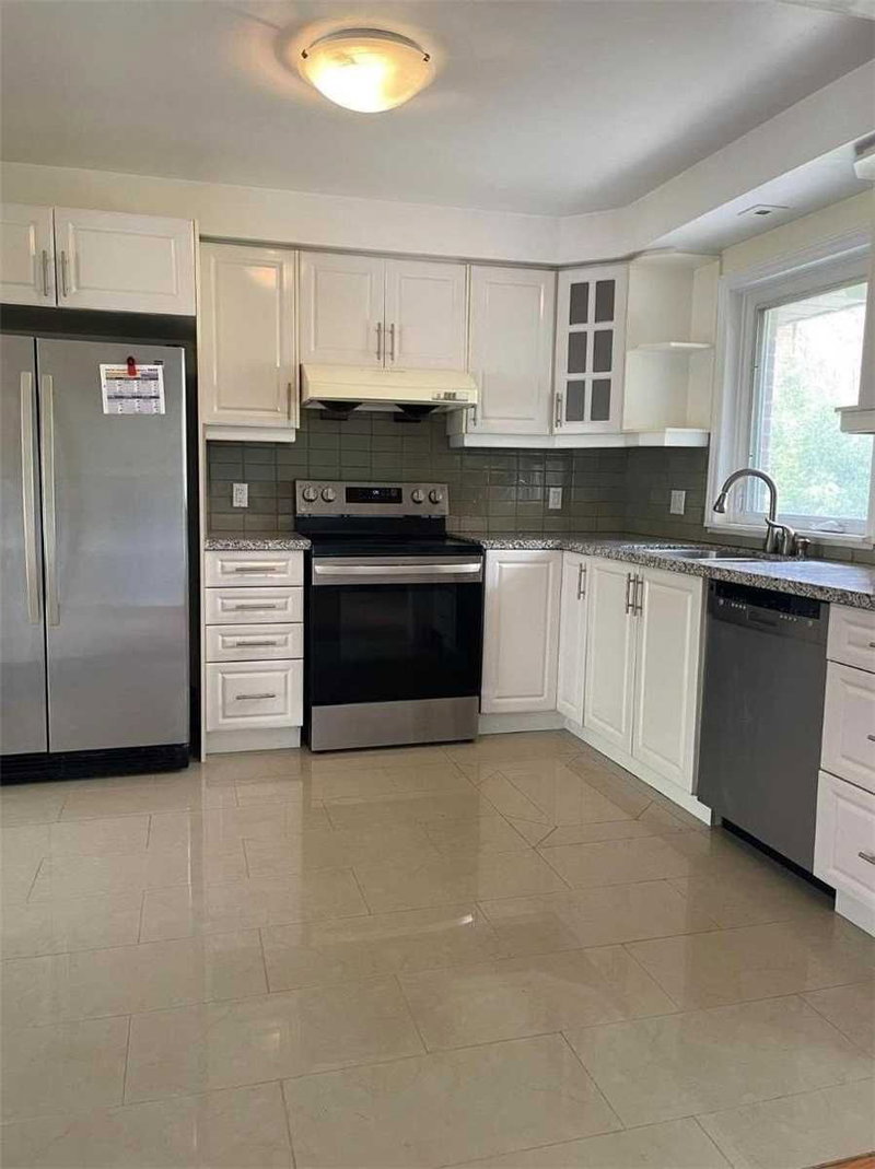 222 Cummer Ave, Toronto, M2M 2E7 | Image 3