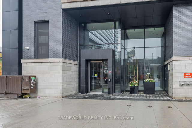 2803 - 125 Peter Street