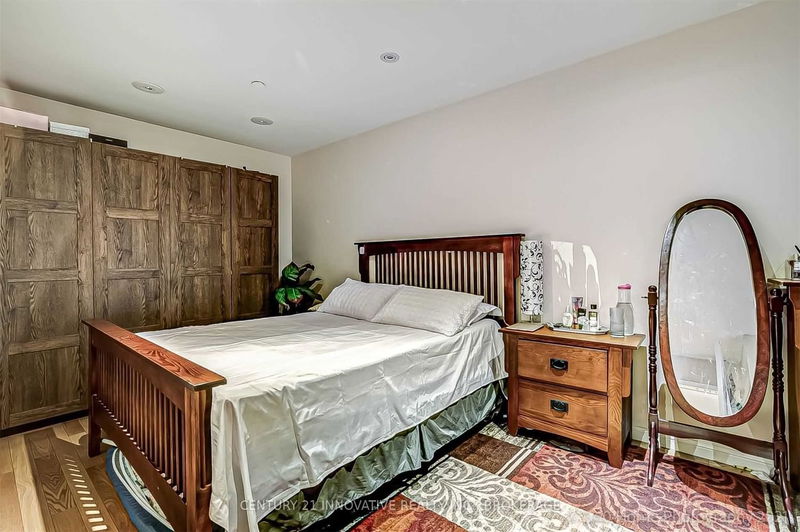 Room2