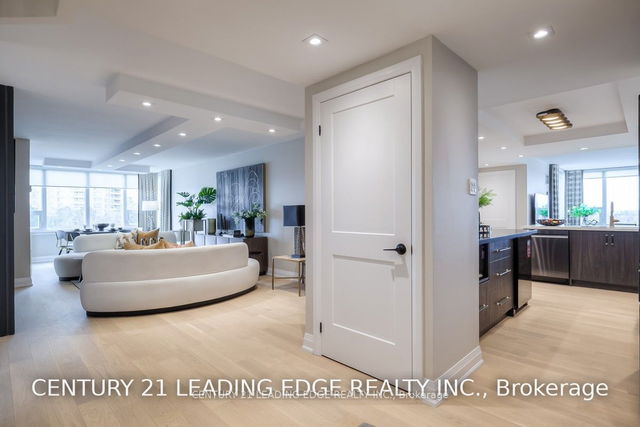 606 - 55 Skymark Drive
