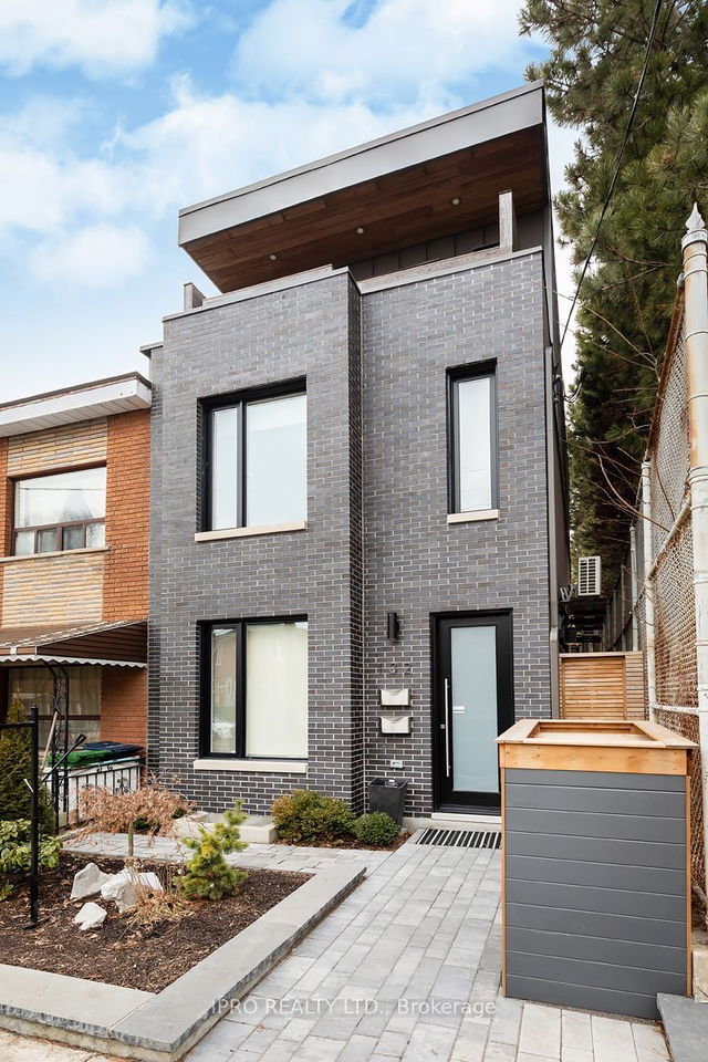 132 SHAW Street