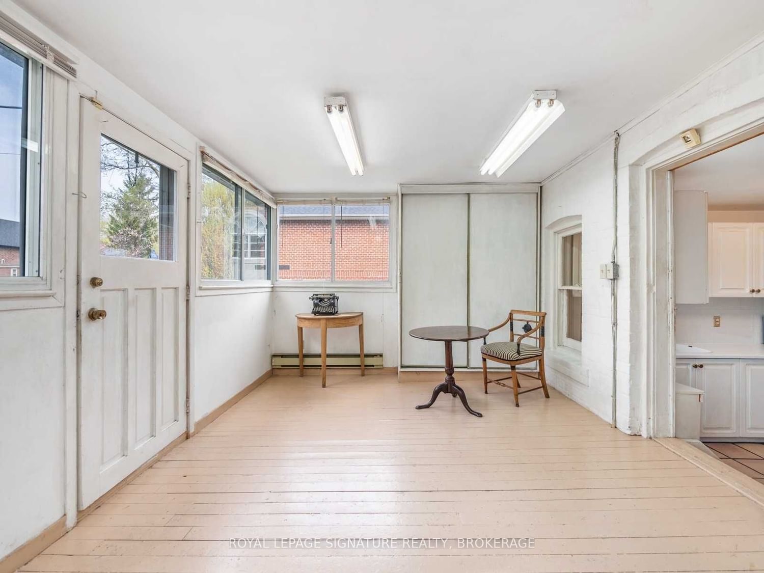 Listing Image 18