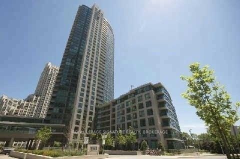 520 - 215 Fort York Boulevard