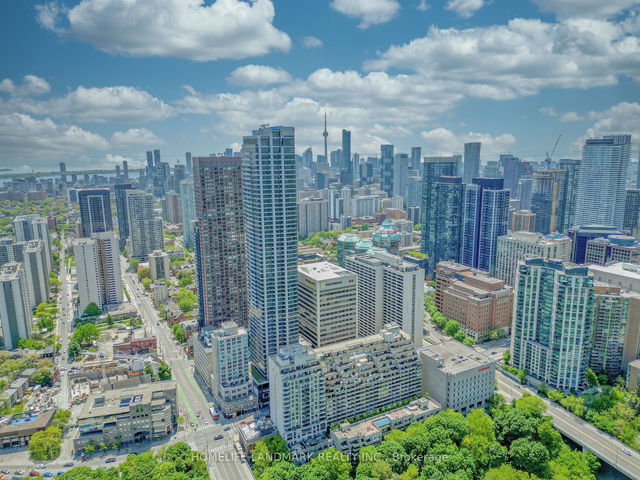 5104 - 395 Bloor Street