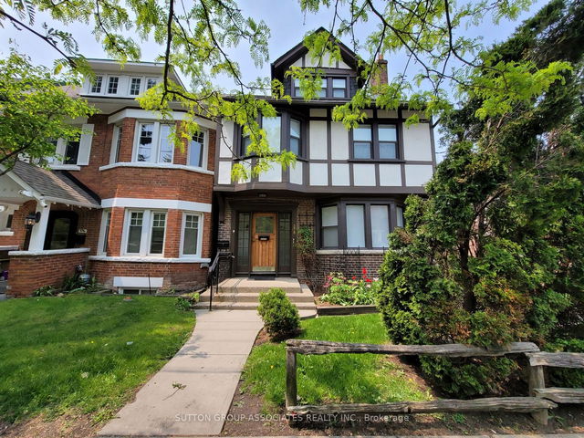 Upper - 378 Spadina Road