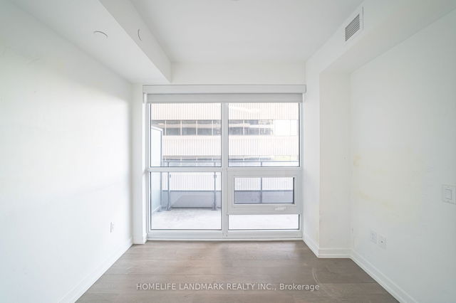 1405 - 395 Bloor Street