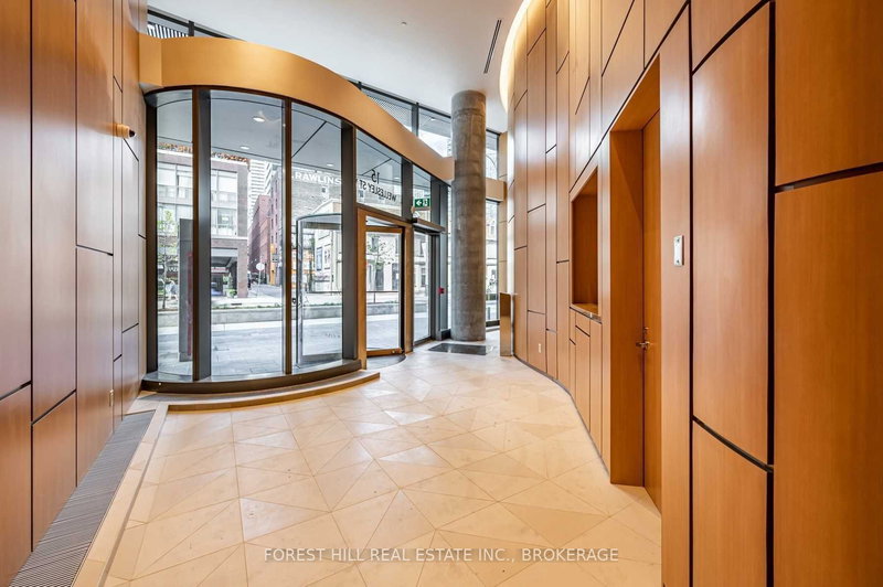 313 - 15 Wellesley St W, Toronto, M4Y 0G7 | Image 2