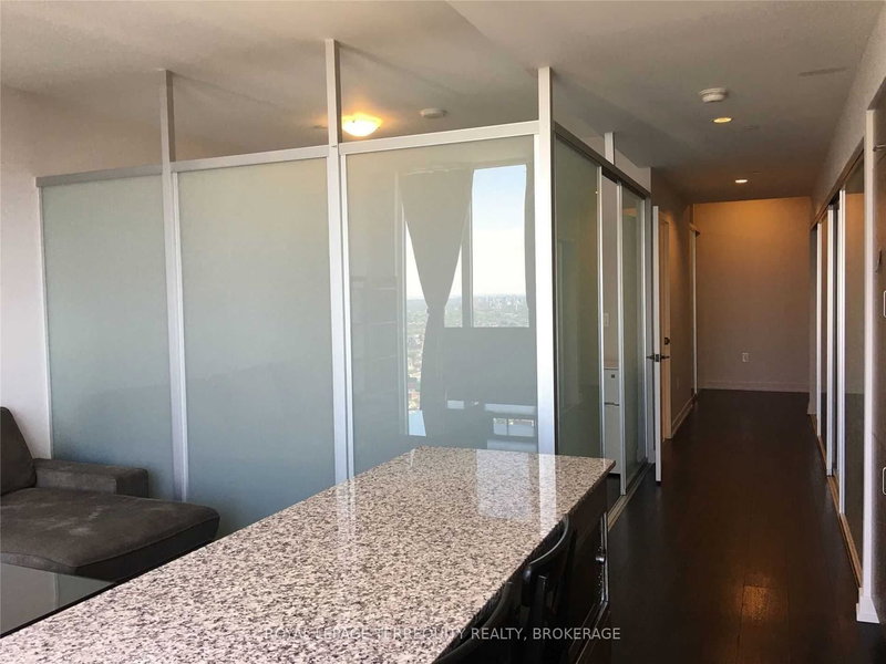 Ph101 - 426 University Ave, Toronto, M5G 1S9 | Image 3