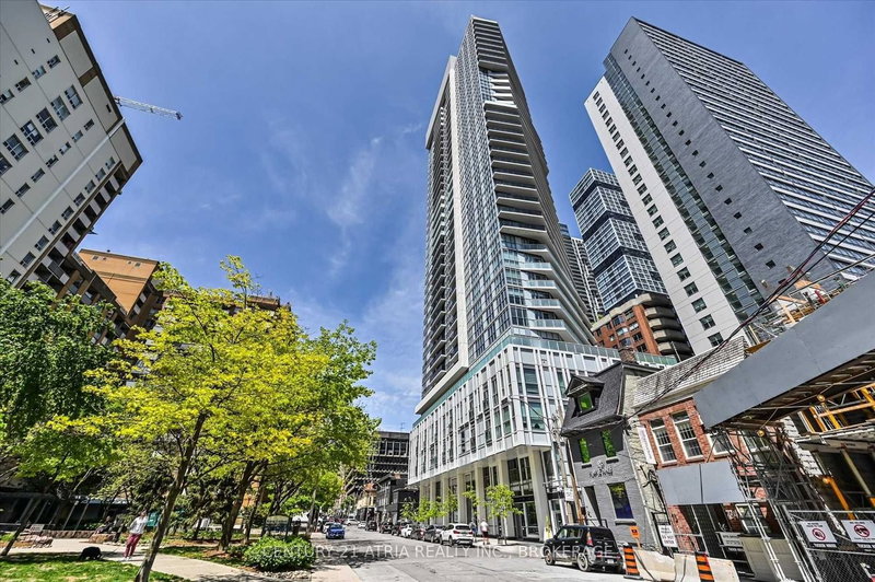 2002 - 77 Mutual St, Toronto, M5B 0B9 | Image 2