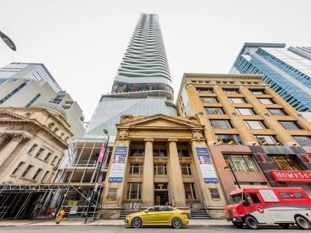5102 - 197 Yonge Street