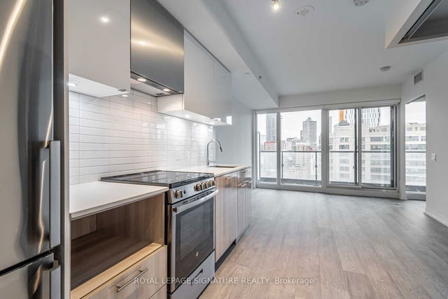 1129 - 251 Jarvis Street