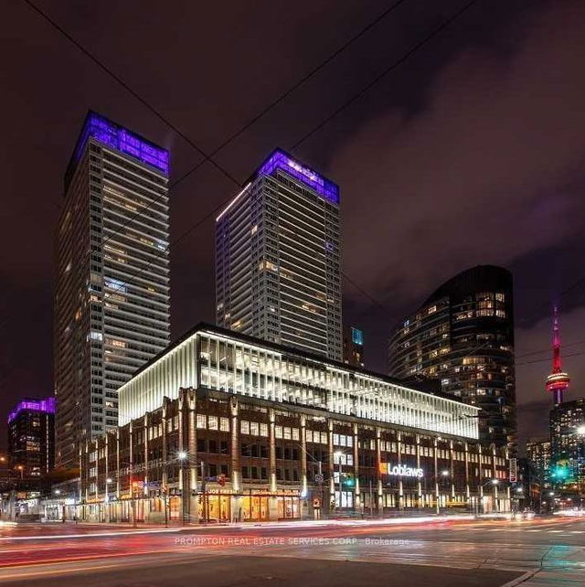 4110 - 19 Bathurst Street