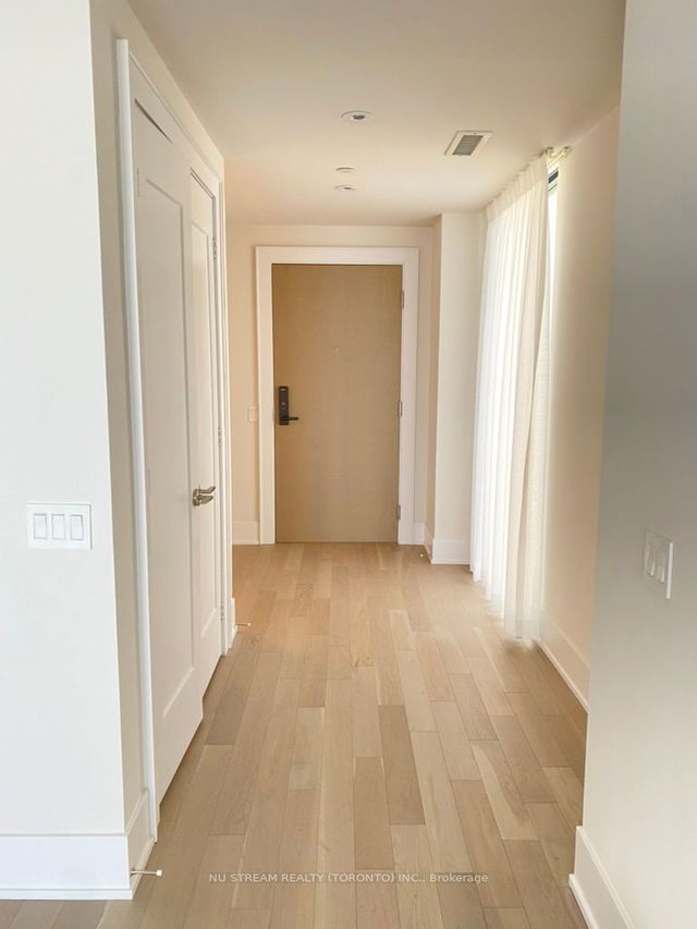 310 - 118 Merchants Wharf N/A
