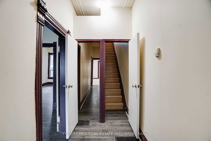 288 Ossington Ave, Toronto, M6J 3A3 | Image 3