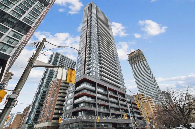 2704 - 159 Dundas Street