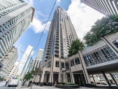 3213 - 763 Bay Street