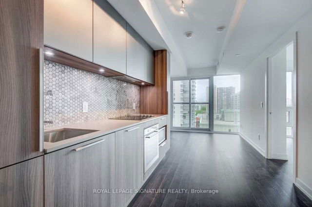 1115 - 85 Wood Street