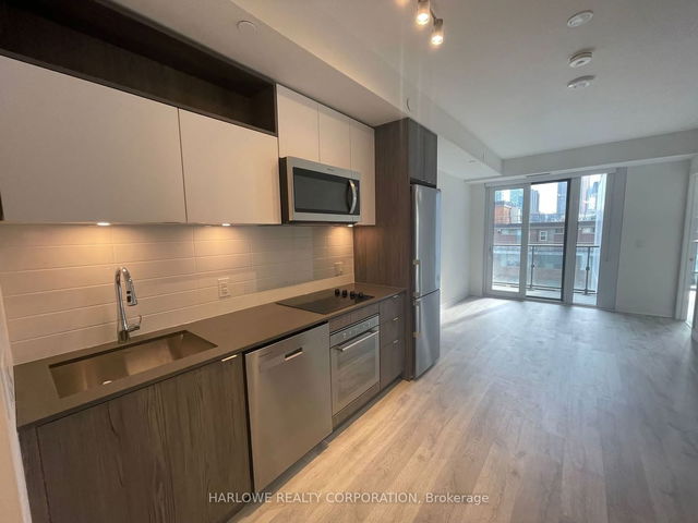 655 Sw - 121 Lower Sherbourne Street