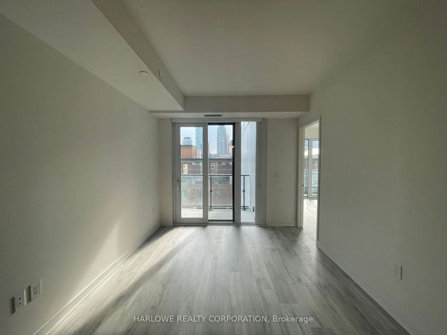 655 Sw - 121 Lower Sherbourne Street