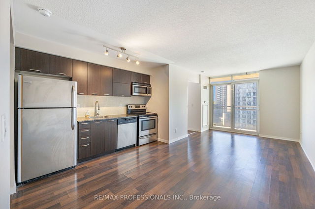 1326 - 38 Joe Shuster Way