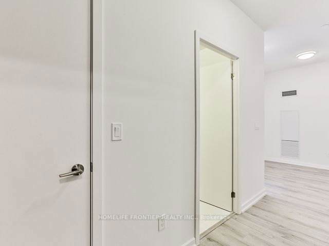 1310 - 52 Forest Manor Road