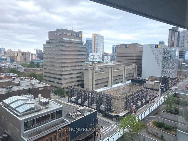804 - 386 Yonge Street
