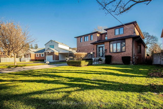 59 Corwin Crescent