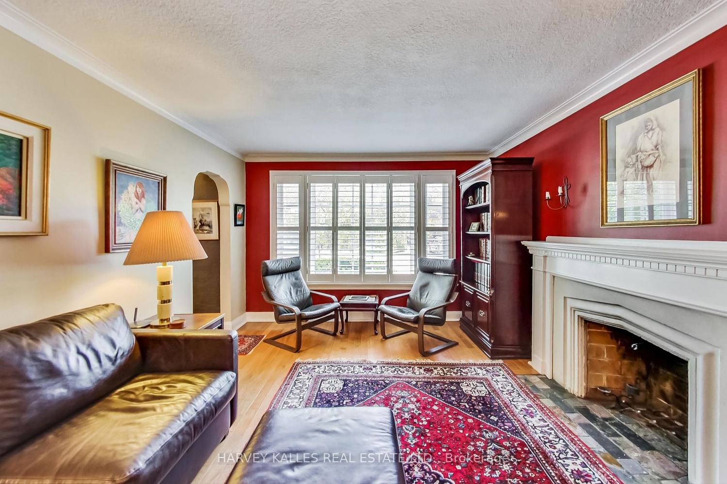 Listing Image 3