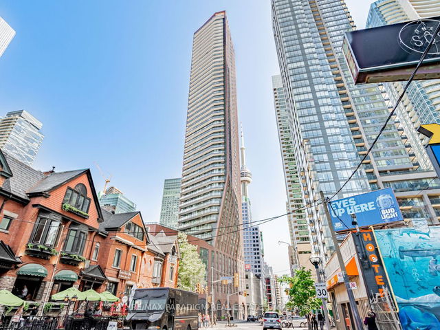 2207 - 99 John Street