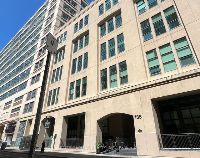 B02 - 135 Dalhousie Street