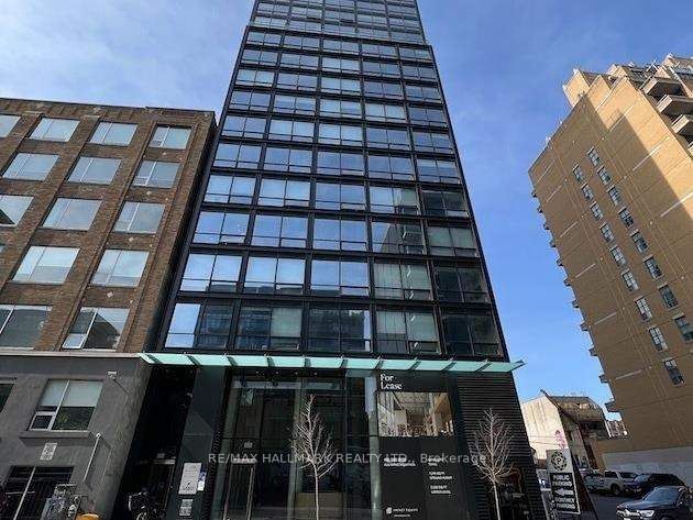 302 - 458 Richmond Street