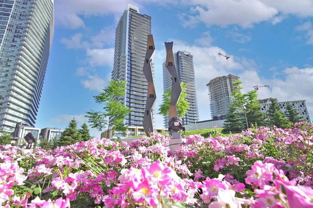 1003 - 85 Mcmahon Drive