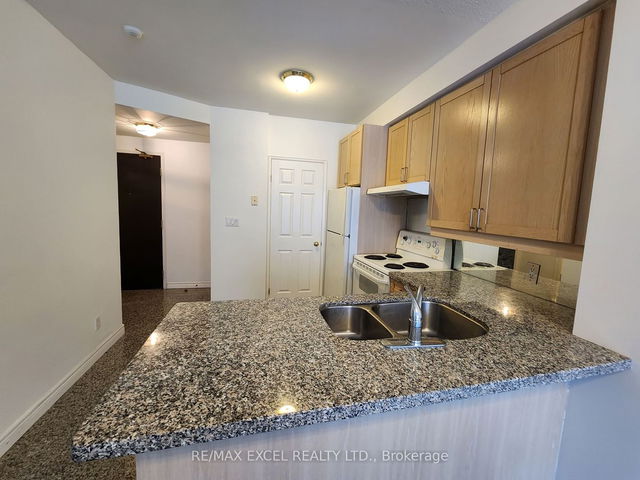1201 - 55 Bloor Street