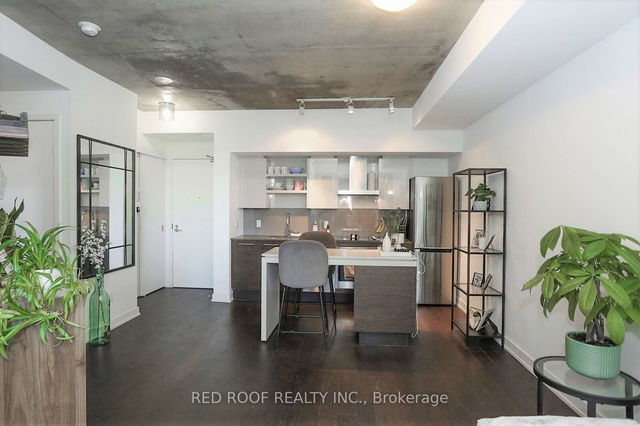 633 - 1030 King Street